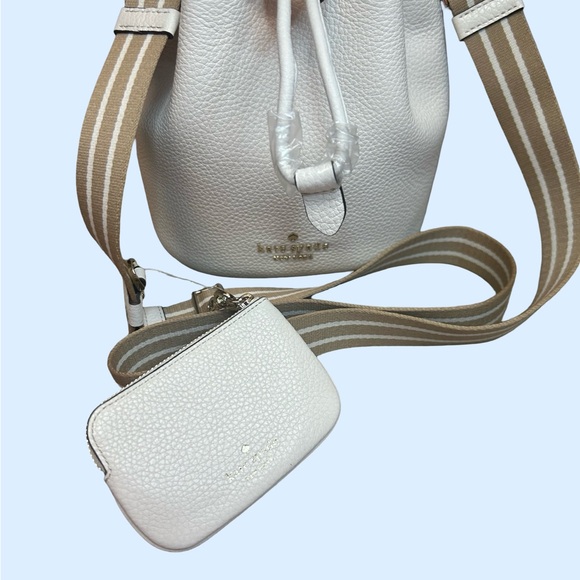 Kate Spade White Shoulder Bag with Drawstring Closure NWT 🚨LOW START🚨 - Picture 5 of 10